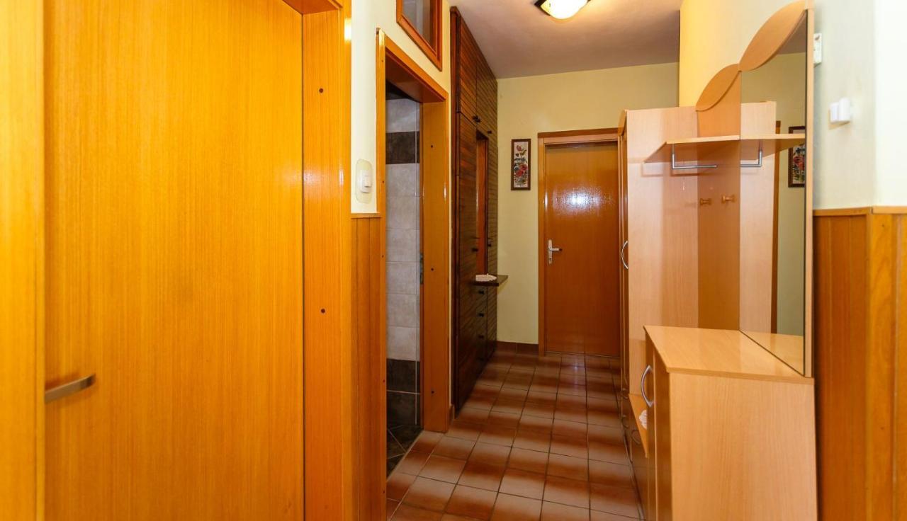 Stupar Apartment